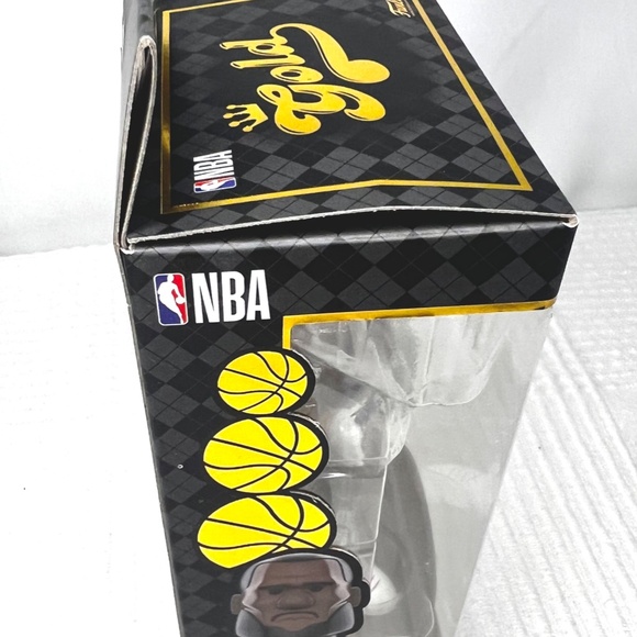 Funko Gold NBA Los Angeles Lakers LeBron James 5 Inch Chase Exclusive Premium - Picture 6 of 9